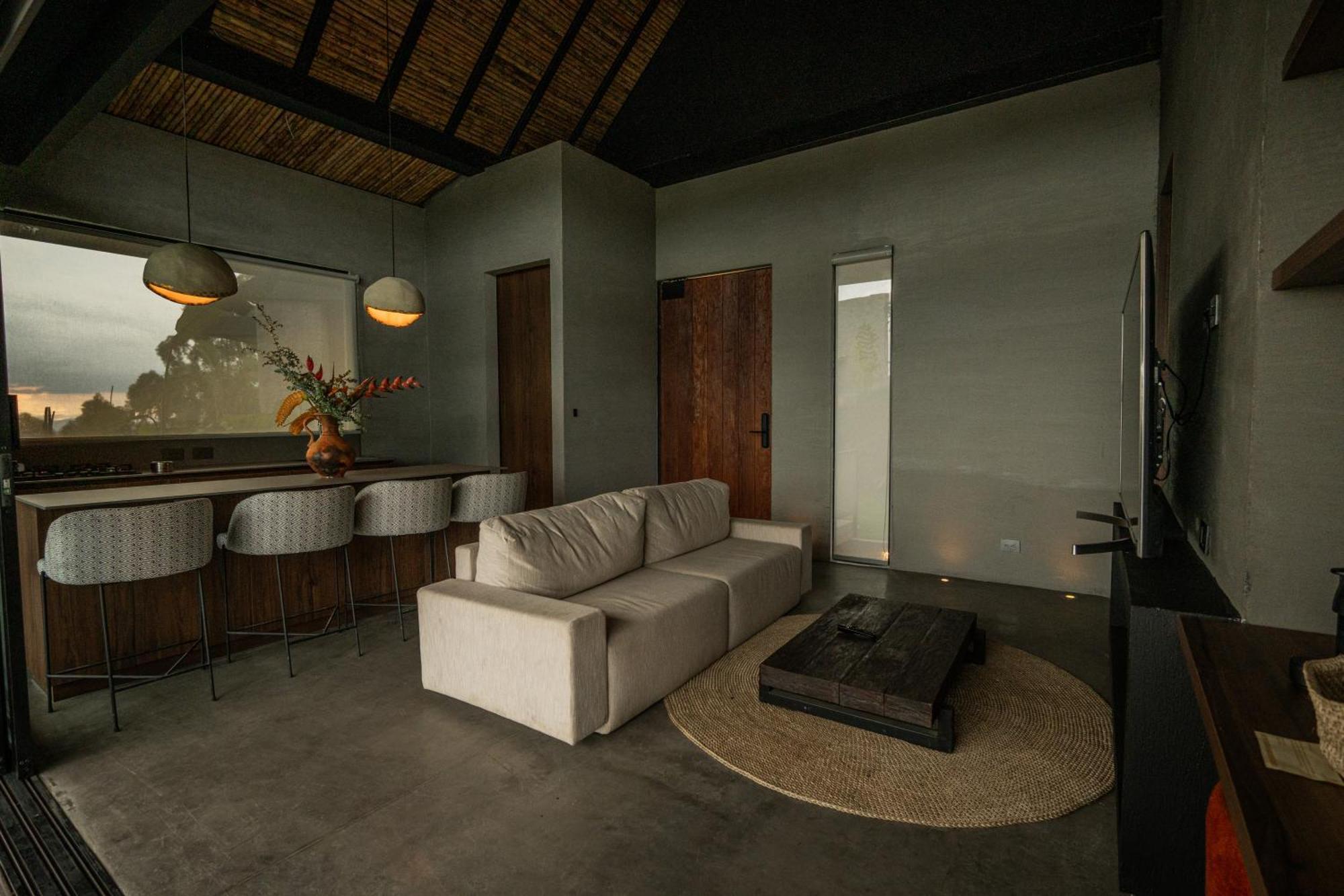 Hotel Casa Tuirak Tribunas Bagian luar foto